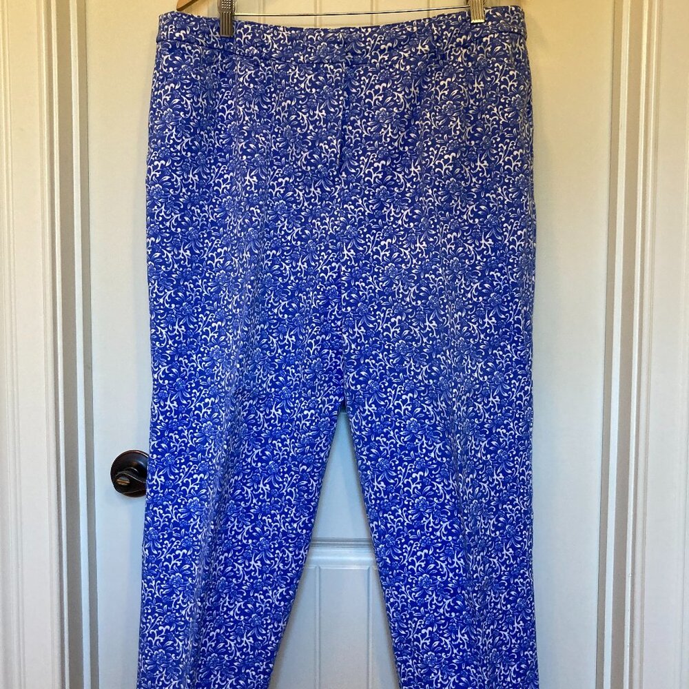 Appleseed’s Blue Floral Stretch Ankle Pants, Women’s 18